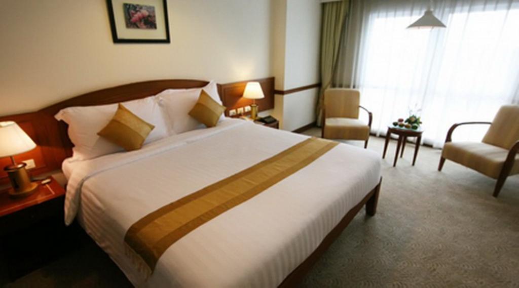 Grand Diamond City Hotel & Casino Poipet 外观 照片