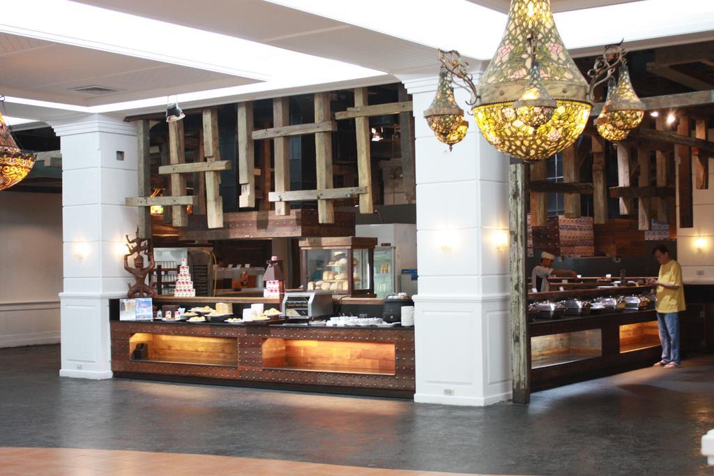 Grand Diamond City Hotel & Casino Poipet 外观 照片
