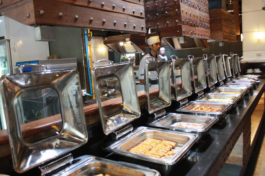 Grand Diamond City Hotel & Casino Poipet 外观 照片