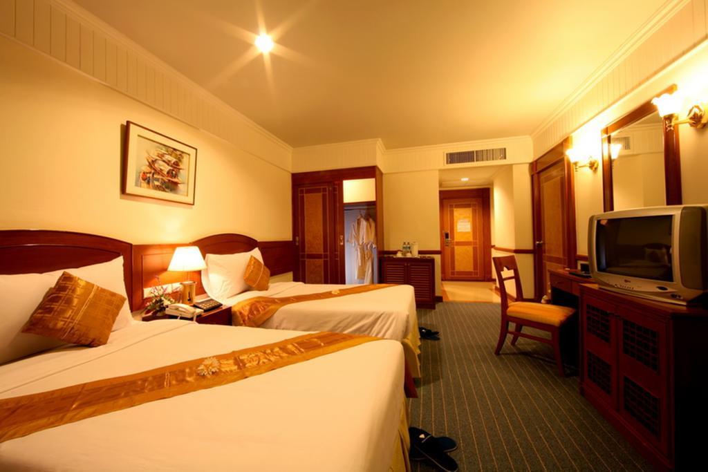 Grand Diamond City Hotel & Casino Poipet 外观 照片
