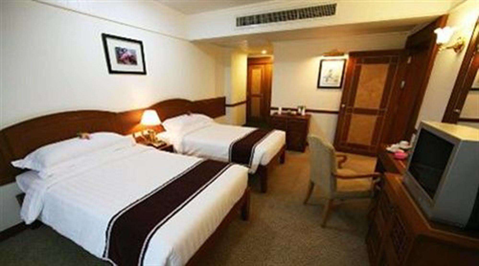 Grand Diamond City Hotel & Casino Poipet 外观 照片